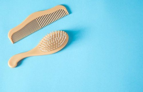 Choose wooden combs